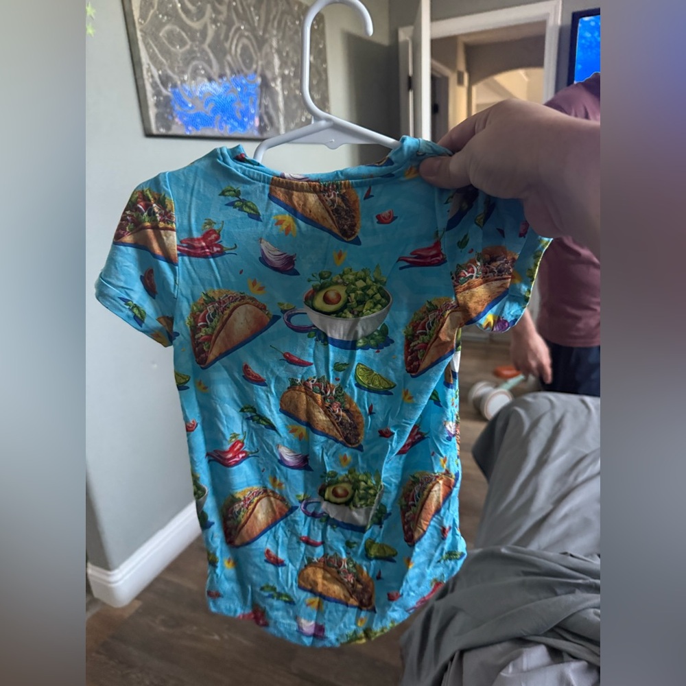 Bum’s and Roses Taco Print T-Shirt